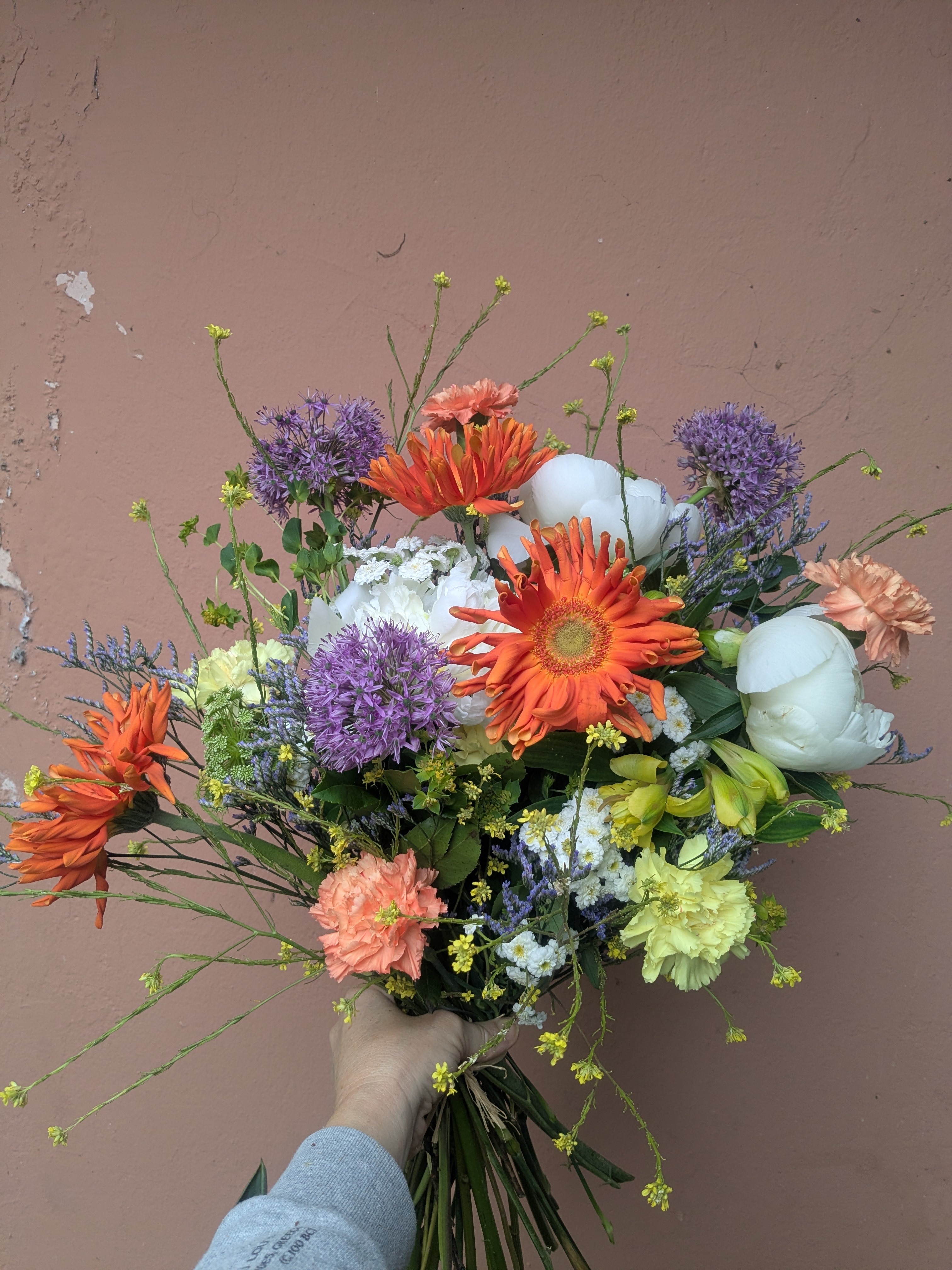 Bouquet d'abonnement La Lunaire, tons vifs multicolores